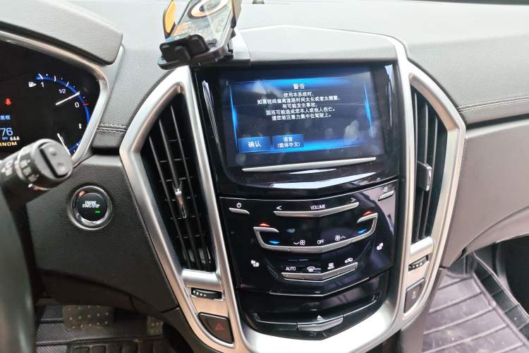 Used Cadillac SRX 2015 3.0L Comfort Version