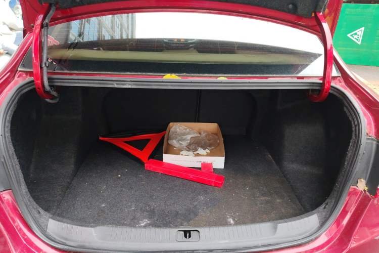 Used Buick GT 2015 15N Automatic Elite Version Trunk