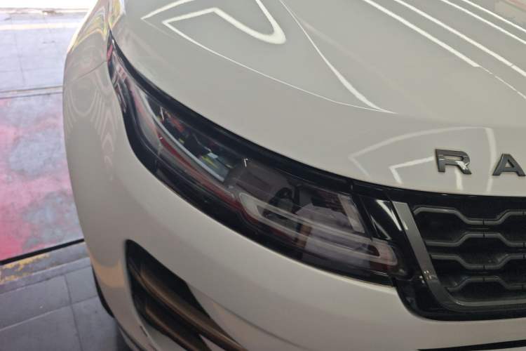 Used Land Rover Range Evoque 2020 249 PS R-DYNAMIC SE Sport Technology Edition Right Front Headlight