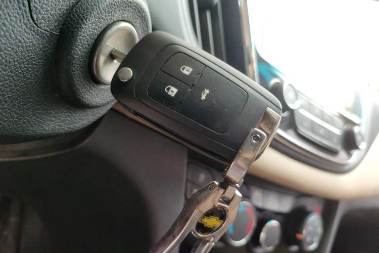 Used Chevrolet Monza 2021 320 Automatic Enjoyment Sunroof Edition
