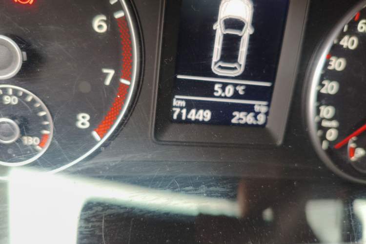 Used Volkswagen Golf 2011 1.4TSI Cross Golf
