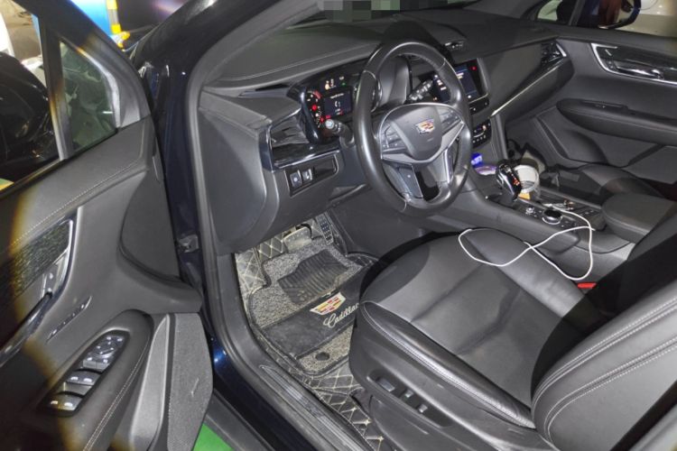 Used Cadillac XT5 2020 Revised Version 28T Luxury Edition Driver Seat