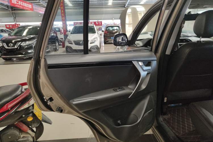 Used Chery Tiggo 3 2016 1.6L Manual ZhiShang Edition
