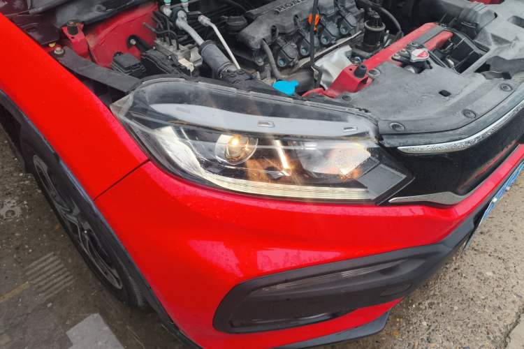 Used Honda XR-V 2015 1.8L EXi CVT Comfort Version Right Front Headlight