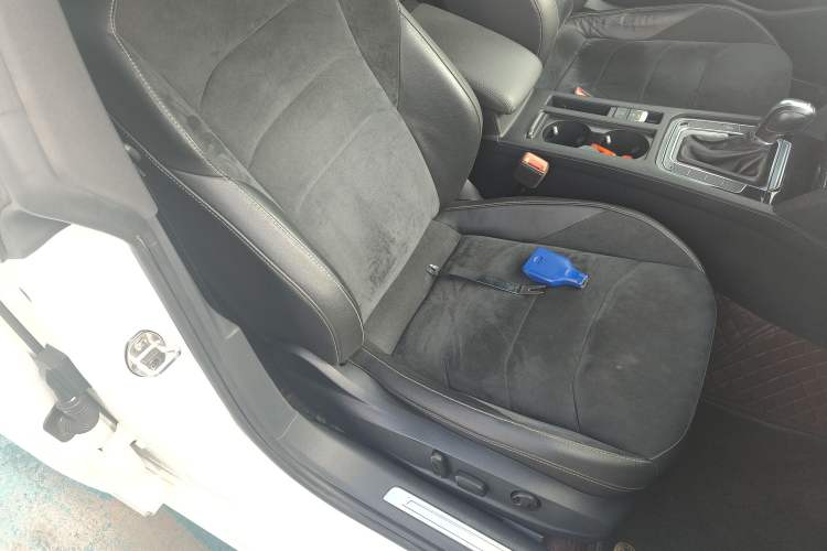 Used Volkswagen FAW-Volkswagen CC 2020 330TSI Huayan Edition China VI Standard