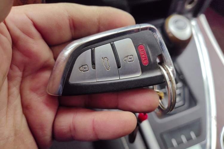 Used Lifan Auto X80 2017 2.0T Automatic Comfort Model
