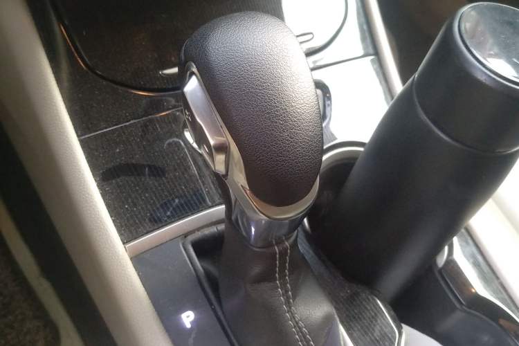 Used Buick Verano 2015 Sedan 15S Automatic Ambition Model Gear Lever
