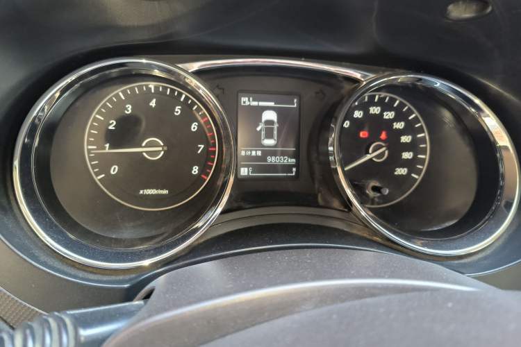 Used Wuling Hongguang 2015 1.5L S1 Luxury National Emission Standard V
