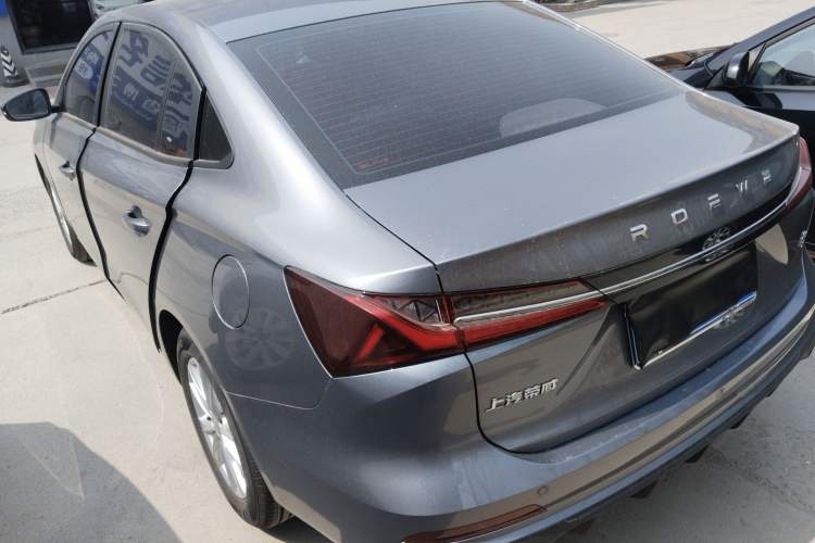 Used Roewe i5 2023 1.5L Manual Comfort Edition