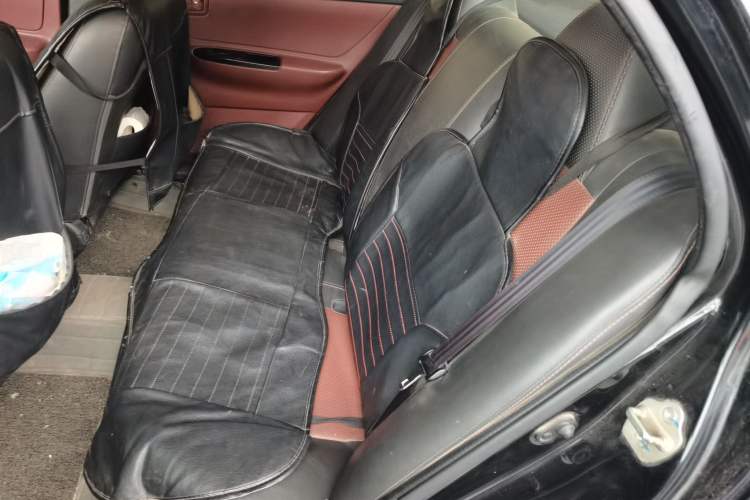 Used BYD F3 2013 Energy-Efficient Model 1.5L Manual Comfort Version Left Rear Seat