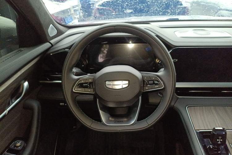 Used Geely Auto Monjaro L 2025 Dongfang Yao 2.0TD Automatic Lanxing Edition
