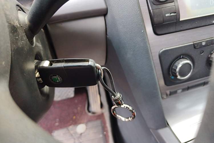 Used Skoda Octavia 2013 2.0L Automatic Yijie Edition