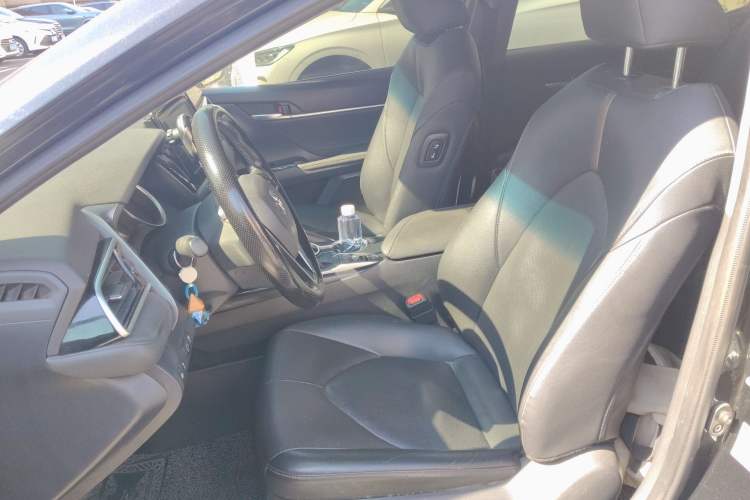 Used Toyota Camry 2023 Dual-Motor 2.5 HGVP Leading Edition
