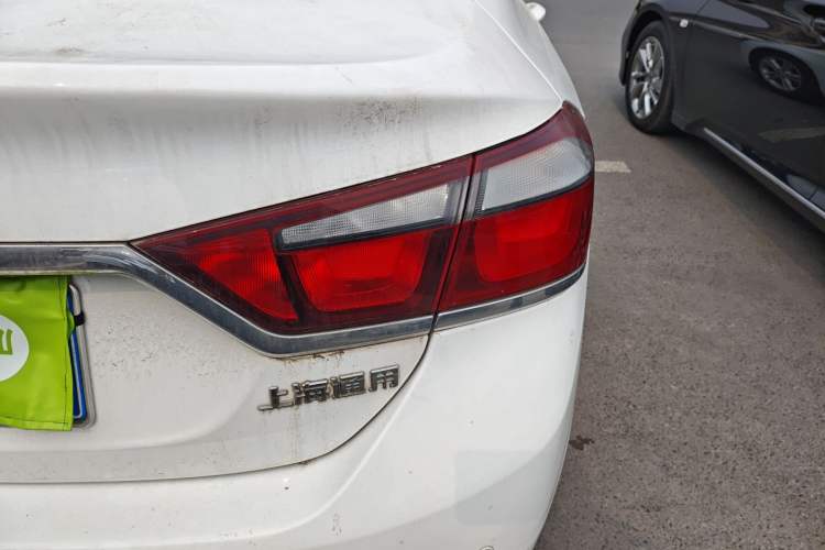 Used Chevrolet Cruze 2015 1.5L Manual Fashion Edition
