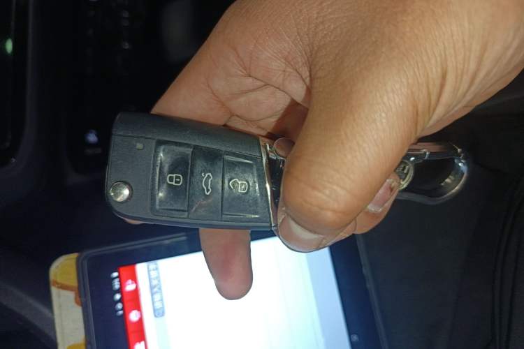 Used Volkswagen Tiguan L 2020 330TSI Automatic Two-Wheel Drive Smart Luxury Edition China VI Standard