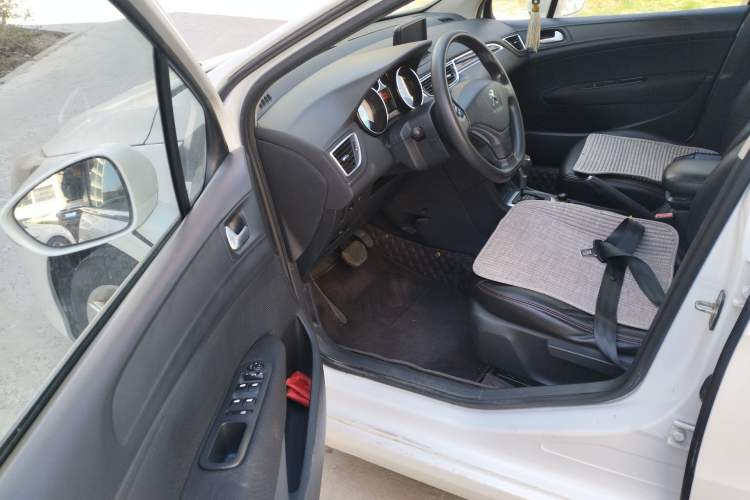 Used Peugeot 308 2013 1.6L Automatic YouShang Model Driver Seat