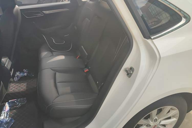 Used Roewe i6 2017 20T Automatic Flagship Edition