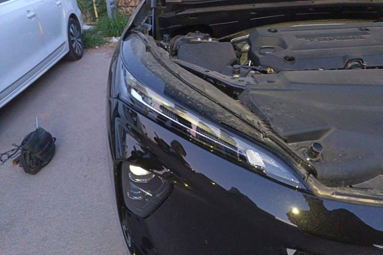 Used Buick Envision 2025 Encore Plus 28T Two-Wheel-Drive Platinum Edition