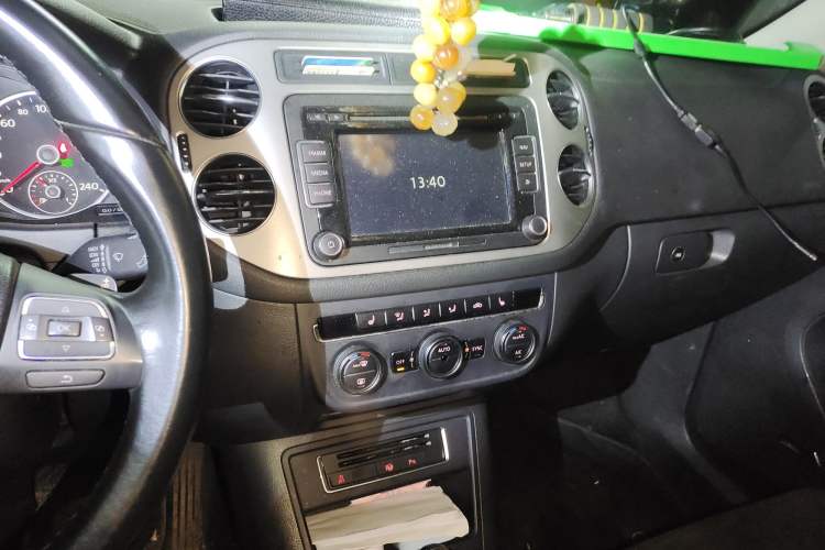 Used Volkswagen Tiguan 2013 2.0 TSI Automatic All-Wheel-Drive Flagship Edition