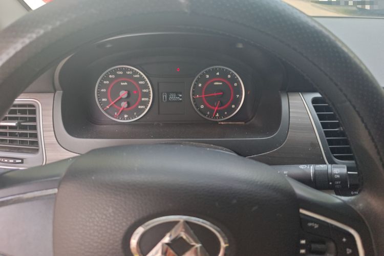 Used SAIC MAXUS G10 2018 PLUS 2.4L Manual Elite Edition