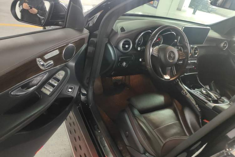 Used Mercedes-Benz GLC 2019 GLC 260 4MATIC Dynamic Edition Driver Seat