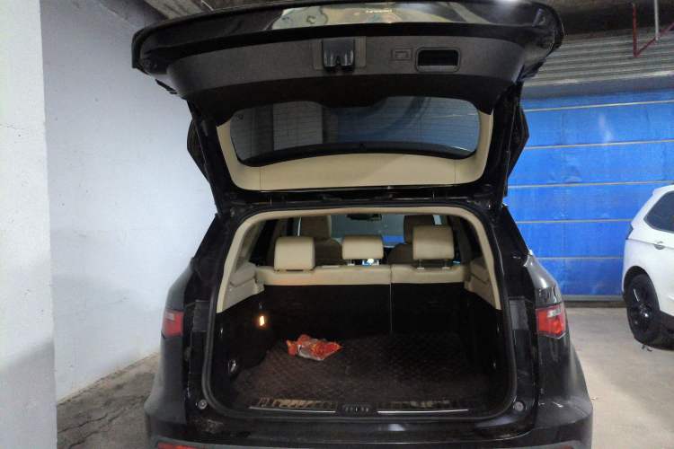 Used Zotye T700 2017 1.8T Dual-Clutch Luxury Model