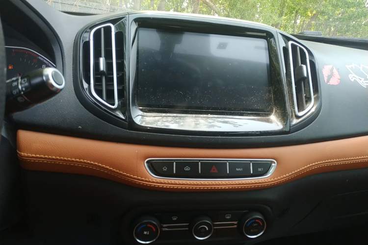 Used Chery Tiggo 7 2016 1.5T Manual Yaozhen Edition Audio And AC Panel