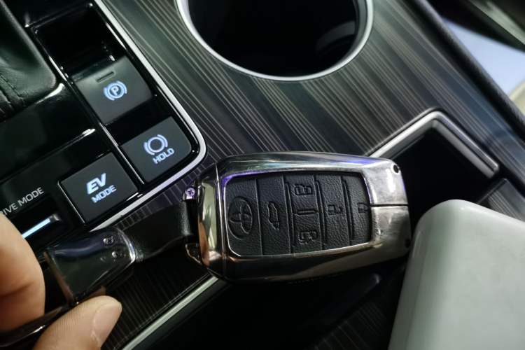 Used Toyota SIENNA 2021 2.5L Hybrid Ultimate Edition