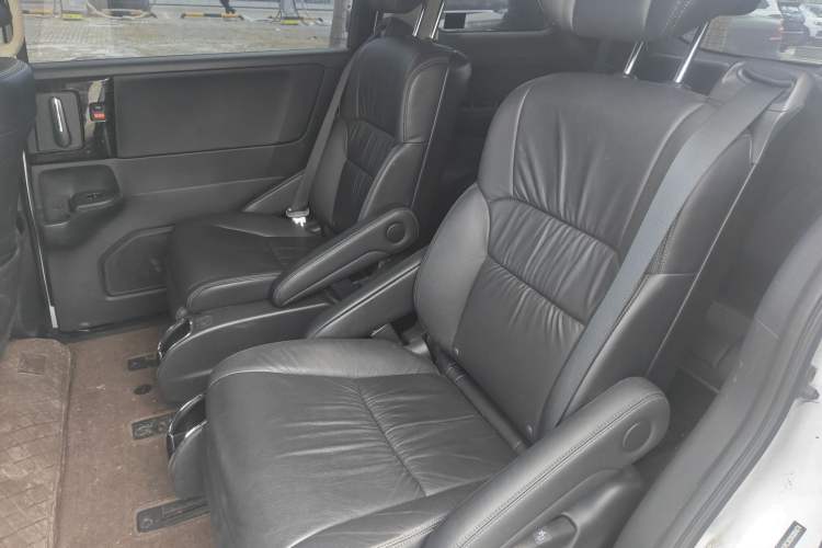 Used Honda Odyssey 2018 2.4L Smart Edition Left Rear Seat