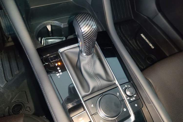 Used Mazda 3 Axela 2022 2.0L Automatic Zhiya Edition
