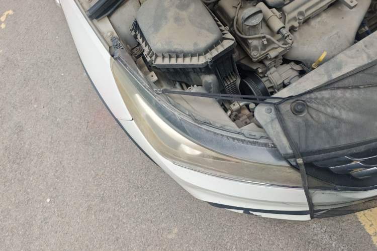 Used Baojun 310W 2017 1.5L Manual Comfort Version China V Right Front Headlight