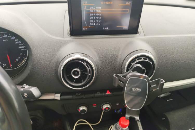 Used Audi A3 2014 Limousine 35 TFSI Automatic Fashion Model
