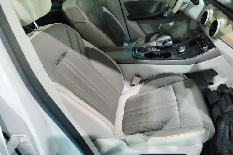 Used FORTHING Yacht 2022 1.5T DCT Chasing-the-Waves Edition