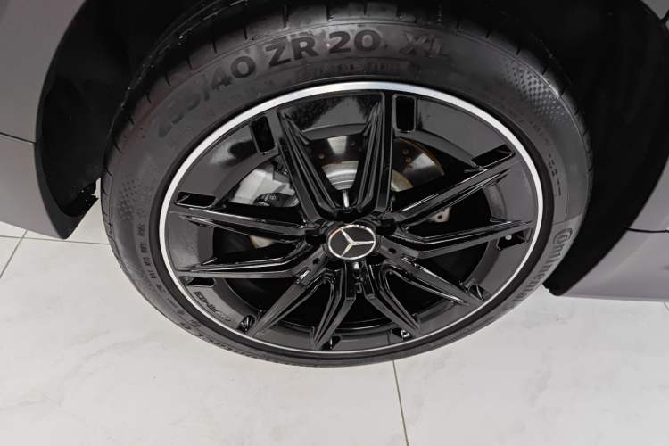 Used Mercedes-Benz GLB AMG 2024 AMG GLB 35 4MATIC Exterior 5