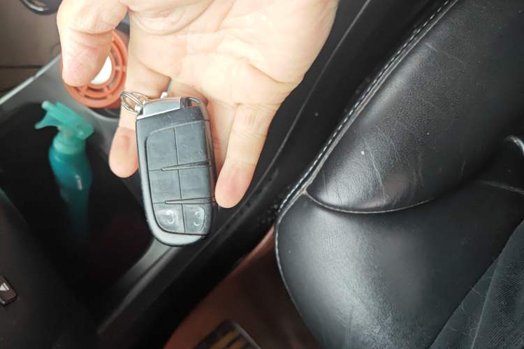 Used Dodge Journey 2013 3.6L Four-Wheel Drive Flagship Edition