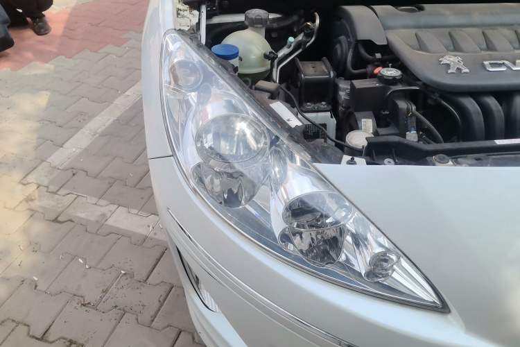 Used Peugeot 408 2013 2.0L Manual Comfort Edition