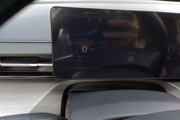 Used Wuling Xingguang 2024 Co-Creation Edition 510 Advanced Model Odometer Close Up