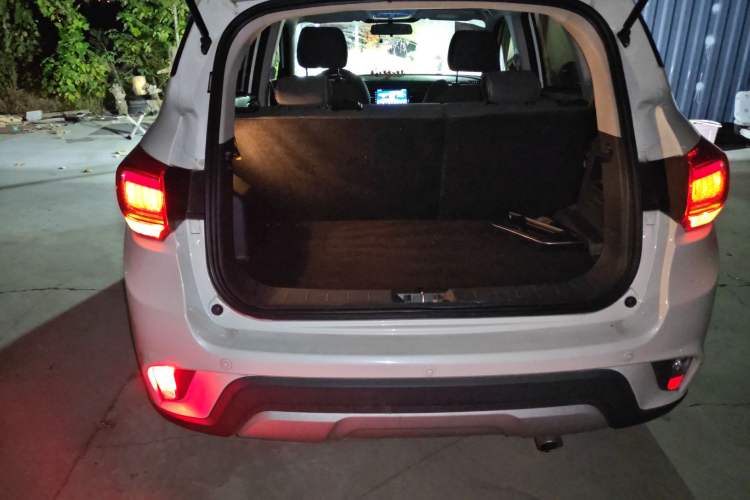 Used Land X2 2017 1.6L Automatic Jingrui Edition
