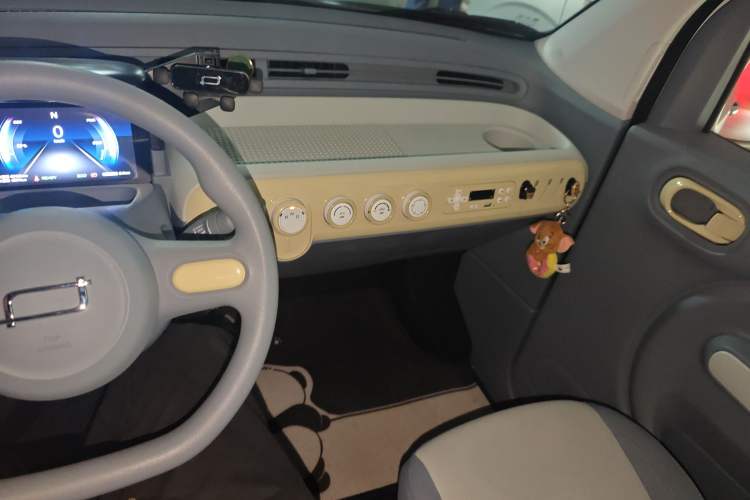 Used Bestune Pony 2025 222km Range Agile Horse
