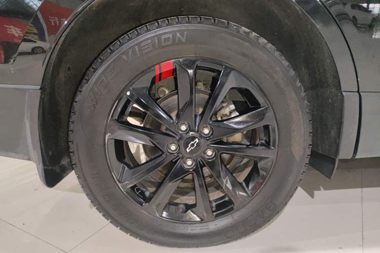 Used Chevrolet Equinox 2019 Redline 550T Automatic All-Wheel-Drive Trailblazer RS China VI Standard
