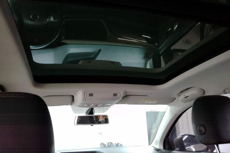 Used Volkswagen Tharu 2020 280TSI Two-Wheel Drive Luxury Edition China VI Standard
