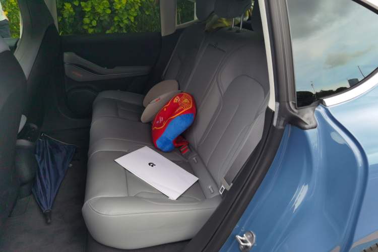 Used Nio ET5 2022 75 kWh Left Rear Seat