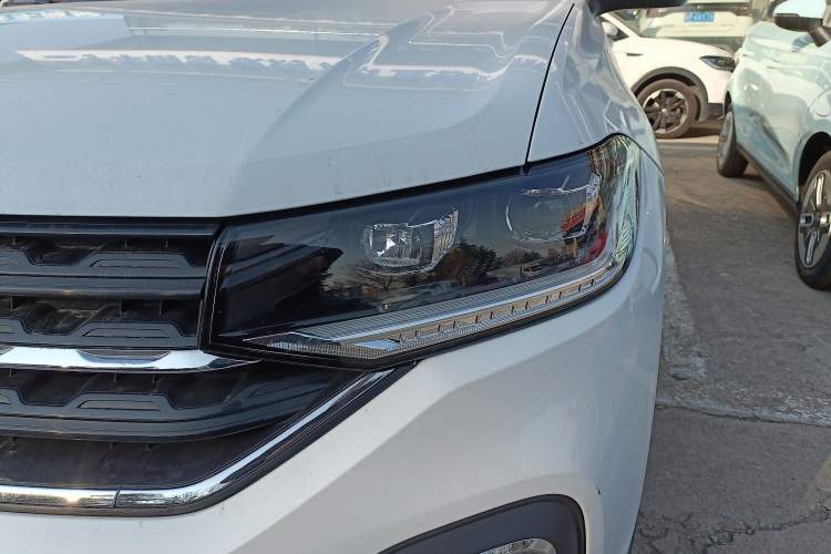 Used Volkswagen Tacqua 2023 200TSI DSG Joy-Connect Edition
