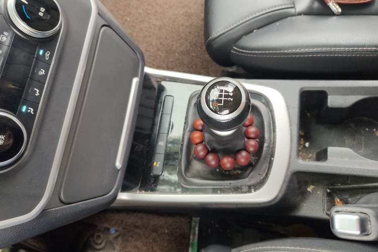 Used BYD Song MAX 2017 1.5T Manual Smart Connect Luxury 7-Seater
