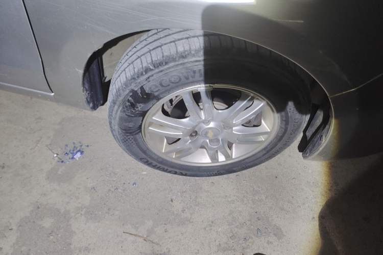 Used Chevrolet Sail 2013 Sedan 1.4L Manual Ideal Happiness Edition
