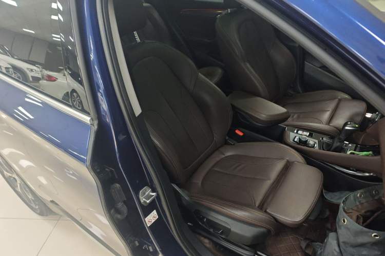 Used BMW X1 2018 sDrive18Li Luxury Model Right Front Seat