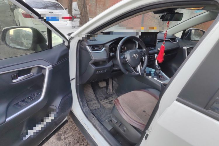 Used Toyota RAV4 2020 2.0L CVT Two-Wheel Drive Fashion PLUS Edition