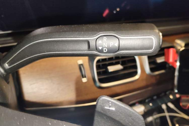 Used Mercedes-Benz GLE 2021 GLE 350 4MATIC Luxury Model Gear Lever