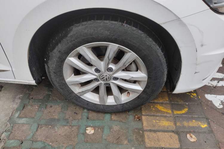 Used Volkswagen Touran 2018 Volkswagen Touran L 280TSI DSG Comfort Edition 7 Seats China V Emission Standard
