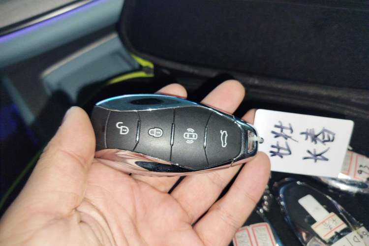 Used Hongqi Tiangong 08 2025 680 Ultra Four-Wheel-Drive Version Interior 1